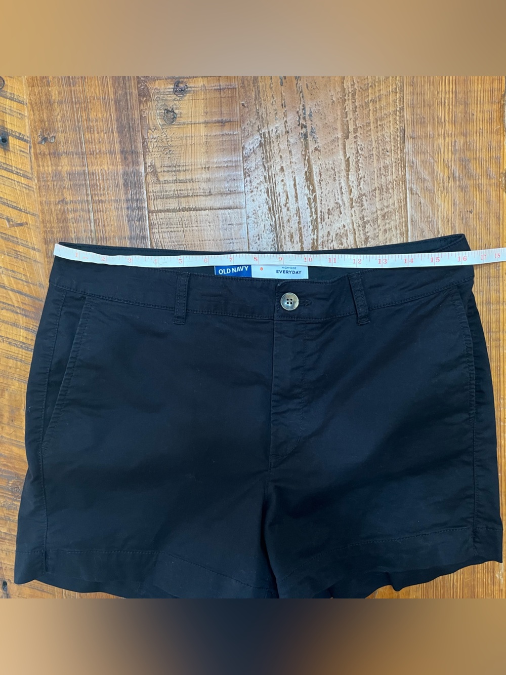 Old Navy Black High-Rise Everyday Shorts Size 8 - Picture 9 of 13